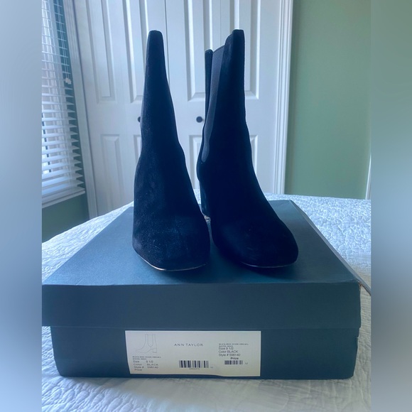Ann Taylor boots - Picture 2 of 8